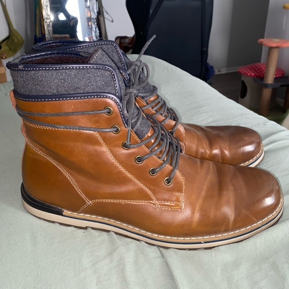 Sonoma Boots - Picture 3 of 4